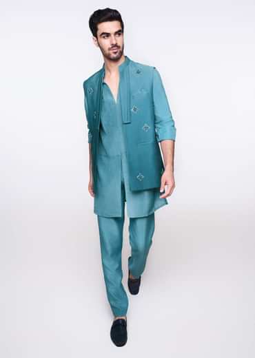 Blue Ombre Hand Embroidered Bandi And Kurta Set