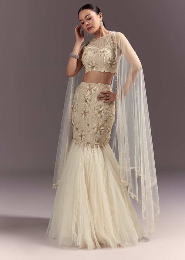 Off White Embroidered Blouse With Fish Cut Skirt And Dupatta