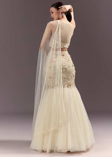 Off White Embroidered Blouse With Fish Cut Skirt And Dupatta