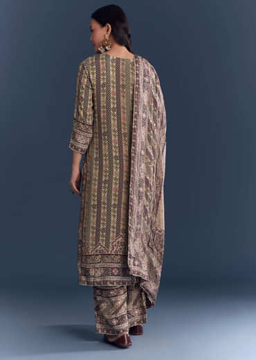 Beige Crepe Kurta Set With Floral Print And Zari Embroidery