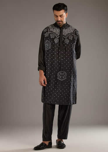 Black Cotton Silk Kurta Set For Men With Hand Dyed Bandhani Print