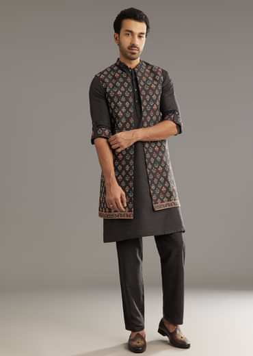 Black Cotton Silk Kurta Set With Symmetric Floral Threadwork