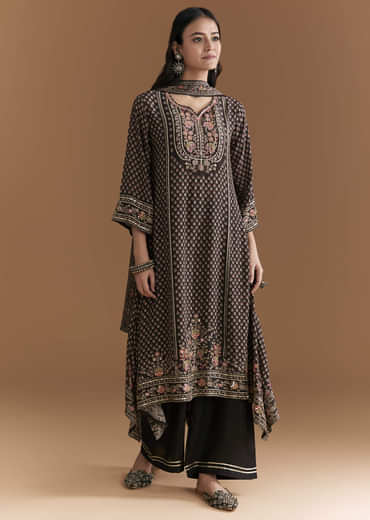 Black Crepe Kurta Set With Indie Print And Stone Work