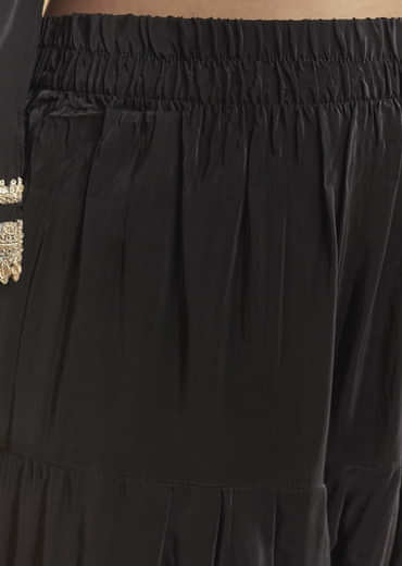 Black Crepe Kurta Set With Zardosi And Gota Work