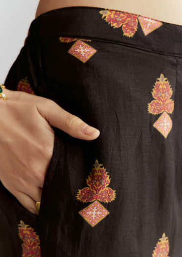 Black Crepe Printed Co Ord Set With Sequins And Beads Work