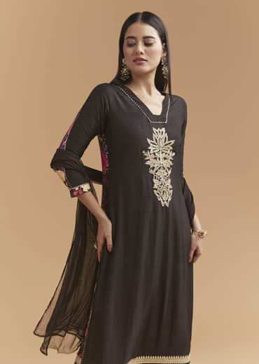 Black Dola Silk Kurta Set With Gota Work And Floral Print