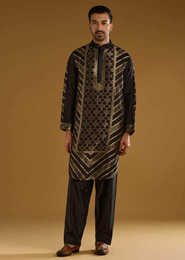 Black Jacquard Kurta Set For Men With Handwoven Work