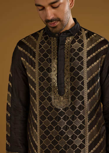 Black Jacquard Kurta Set For Men With Handwoven Work