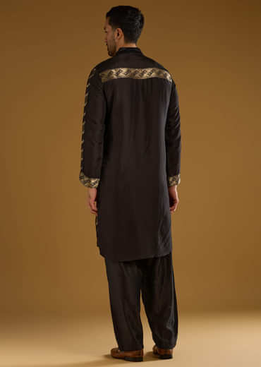 Black Jacquard Kurta Set For Men With Handwoven Work