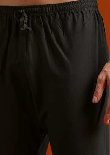 Black Kurta Set For Men With Pintucks