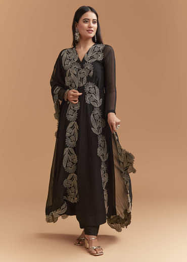 Black Organza Kurta Set With Intricate Zari Embroidery