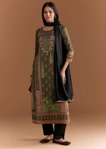 Black Silk Kurta Set With Floral Print And Hand Embroidery