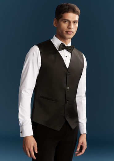 Black Tuxedo For Men With Cutdana Embroidery