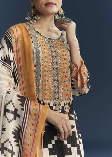 Black Crepe Printed Kurta Set