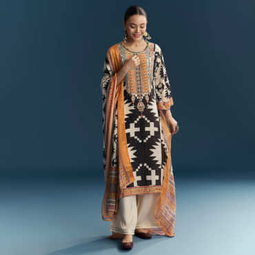 Black Crepe Printed Kurta Set