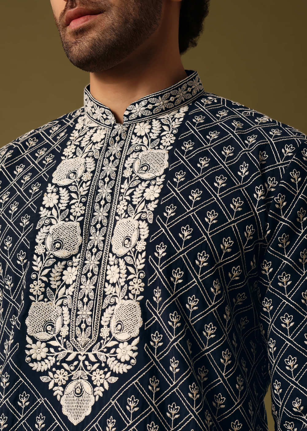 Blue Kurta Pant Set With Dupatta In Resham Work