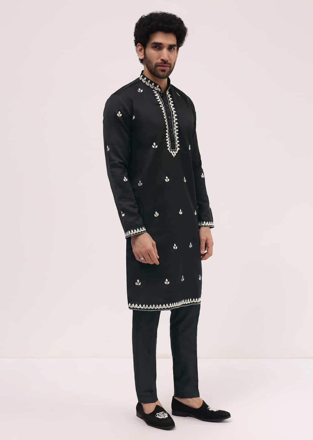 Black Kurta Set With Abla Work For Men