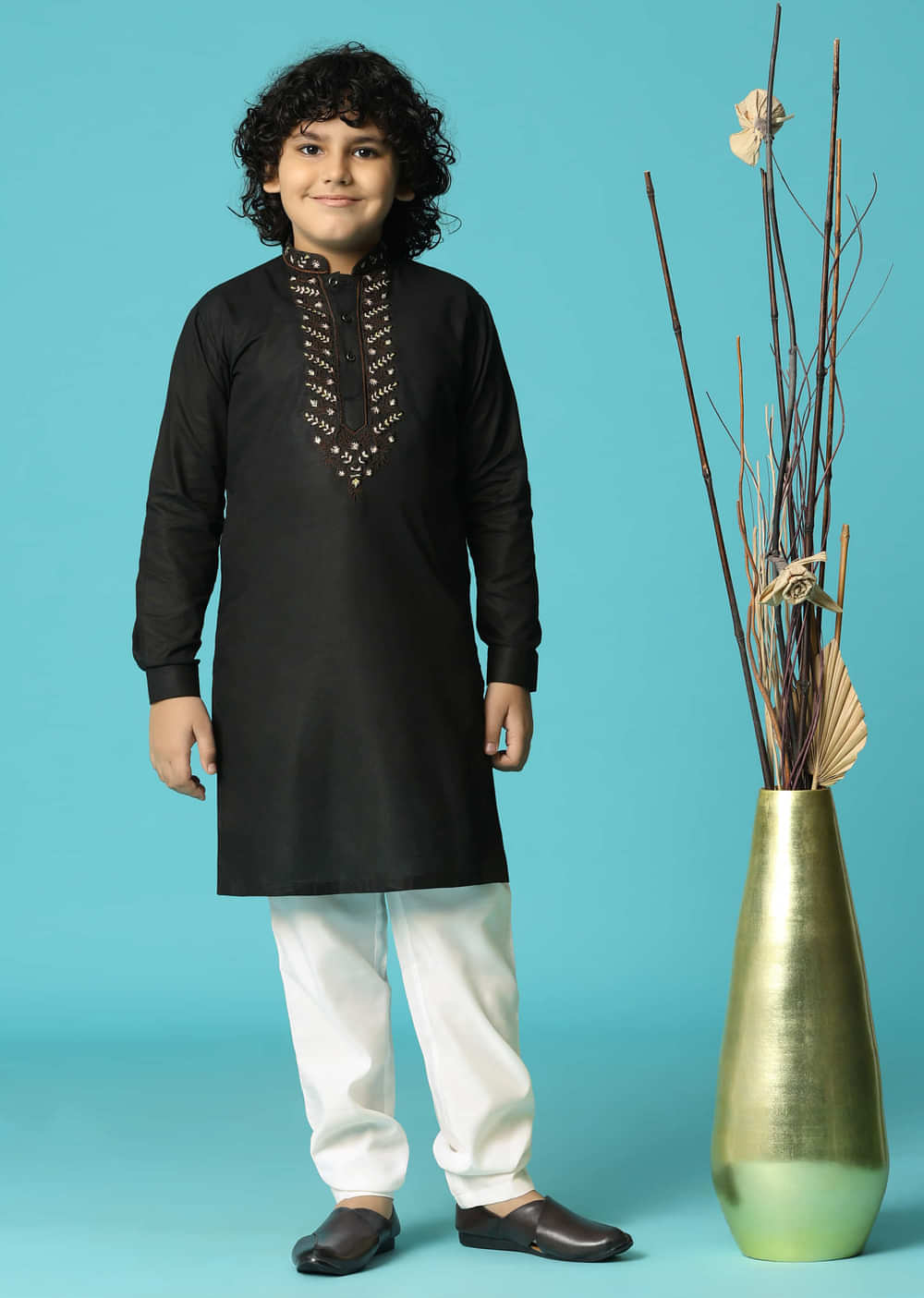 Black Linen Kurta Pant With Resham Work For Boys