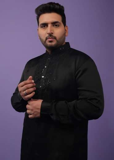 Black Lucknowi Embroidered Kurta In Mini Silk