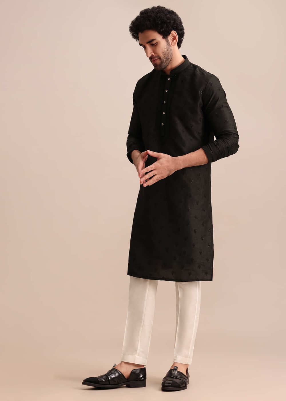 Black Silk Kurta Set With Resham Work For Men