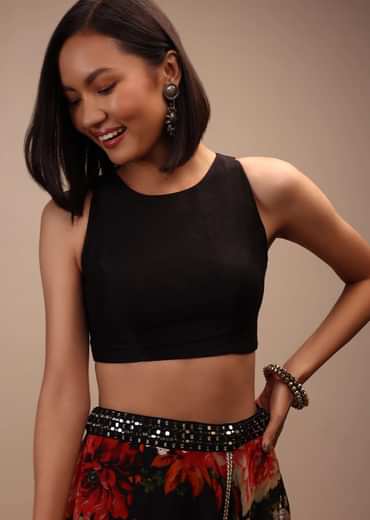 Black Sleeveless Blouse With Round Neckline, Straight Hemline, And Back Zip Closure