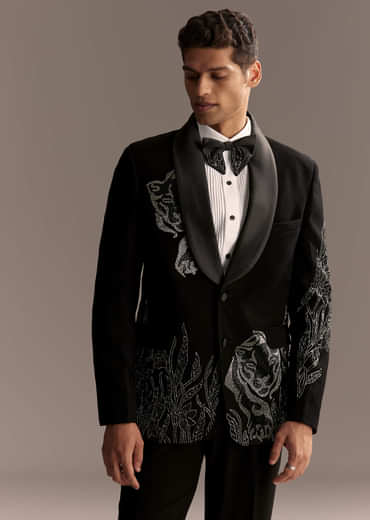 Black Tuxedo For Men With Cut Dana And Beads Embroidery
