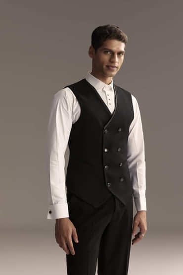 Black Tuxedo For Men With Rich Hand Embroidery