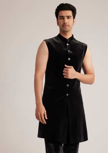 Black Velvet Indowestern Set With Cut Dana Embellishment