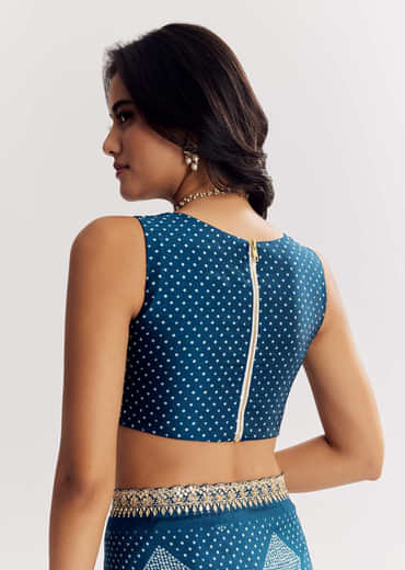 Blue Shaded Muslin Printed Saree With Embellishments