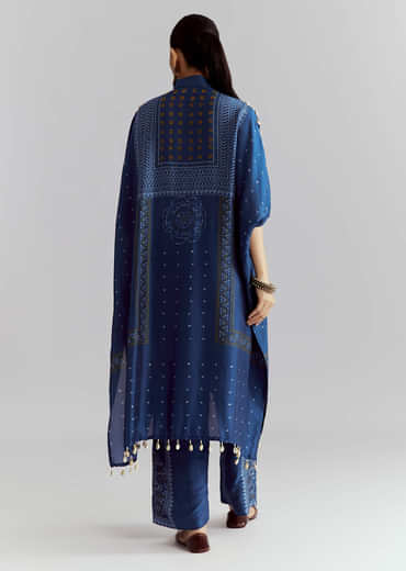Blue Silk Kaftaan Kurta Set With Bandhani Print