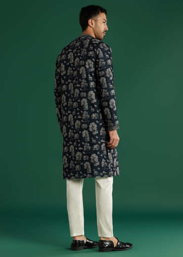 Blue Silk Kurta Set For Men With Animal Motif Thread Work
