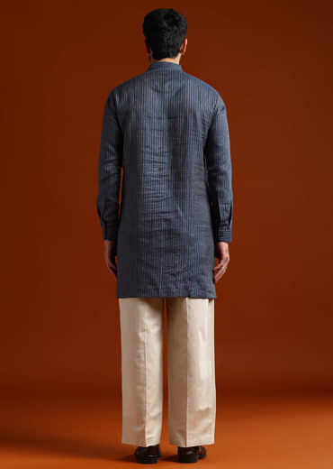 Blue Textured Kurta Set For Men With Resham Embroidery