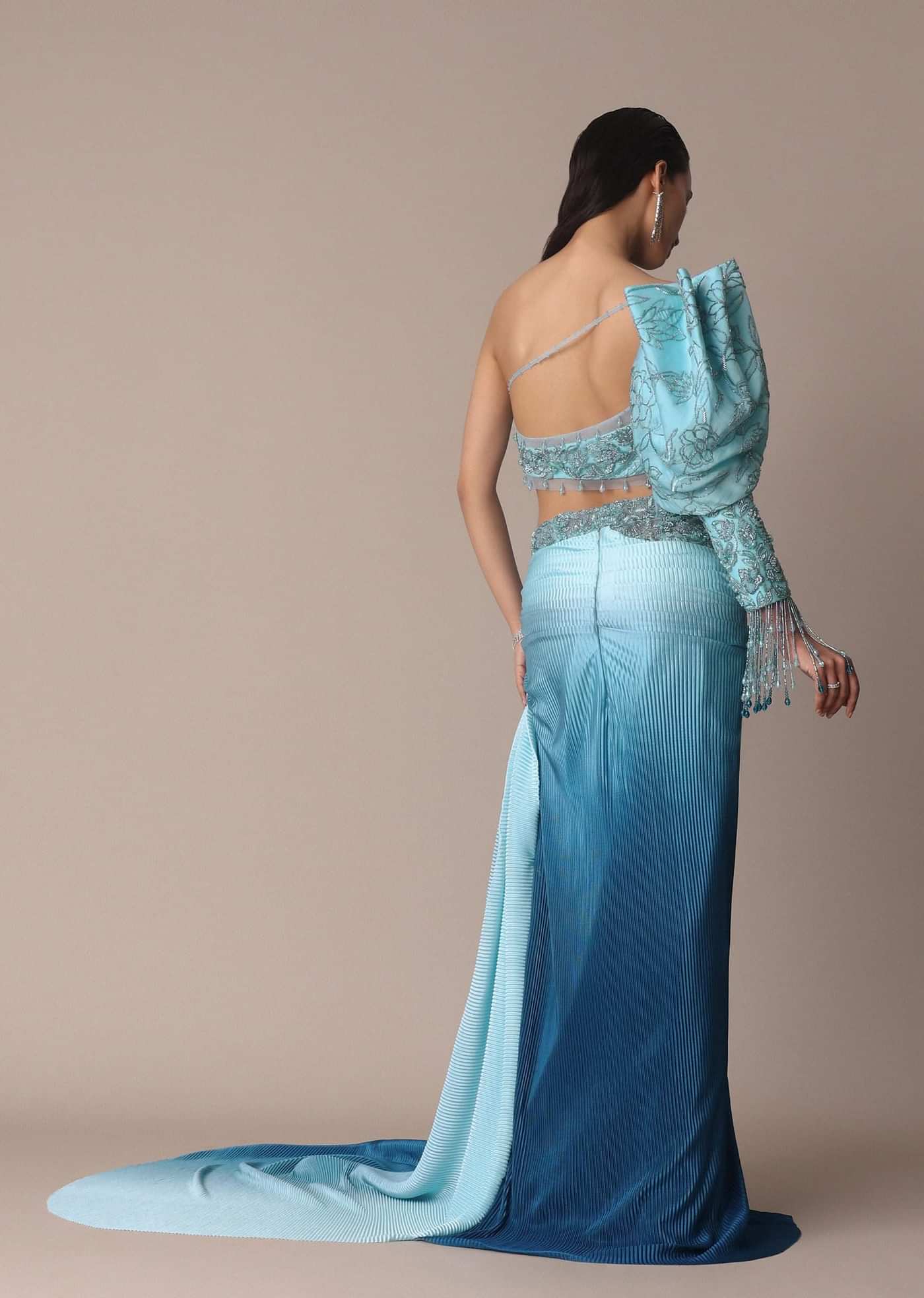 Blue Ombre Asymmetric Slit Trail Skirt And Balloon Sleeve Blouse