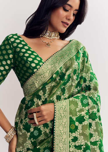 Bottle Green Shaded Dola Silk Saree With Zari Jaal Work