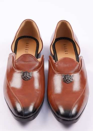 Brown Glossy Juttis For Men