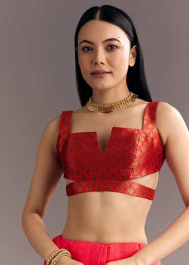 Corel Red Kora Silk Handloom Saree With Woven Traditional Motif