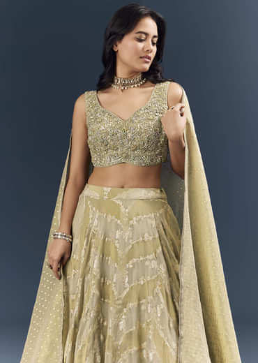 Cream Banarasi Silk Bridesmaid Lehenga With Heavy Hand Embroidery