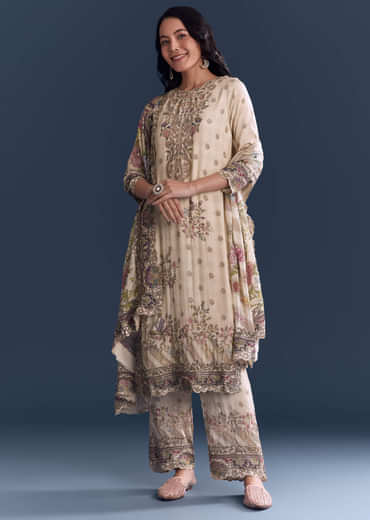 Cream Crepe Kurta Set With Indie Print And Floral Print Dupatta