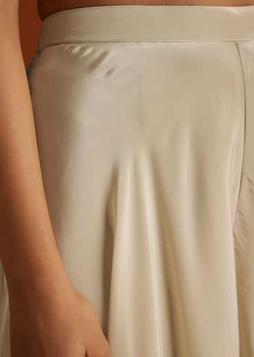 Cream Patch And Mirrorwork Crop Top With Choker Dupatta