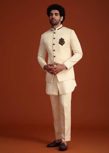 Cream Kurta Jodhpuri Set With Velvet Patch Work Broach