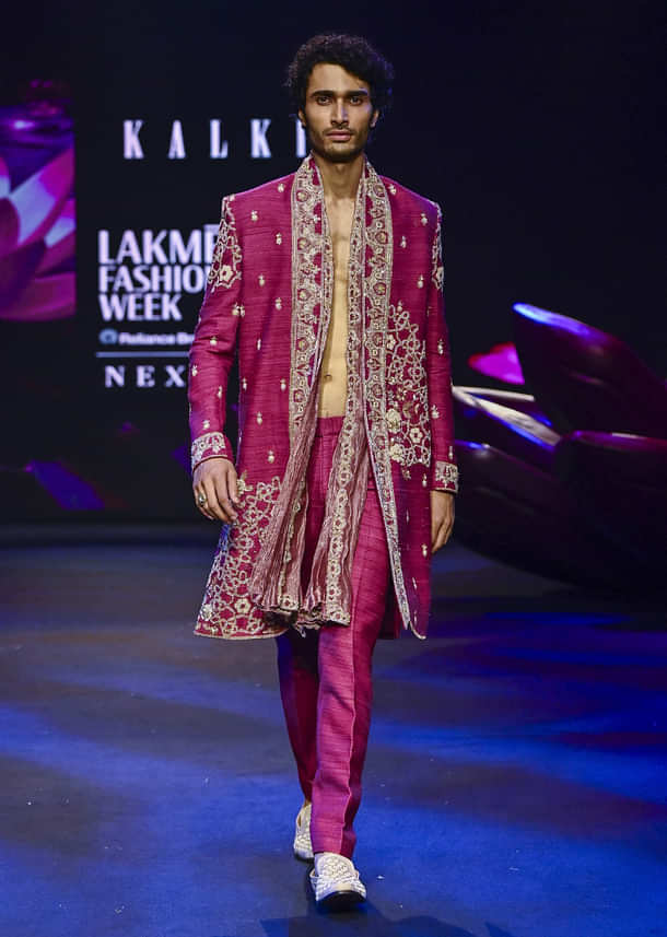 Deep Magenta Banarasi Silk Embroidered Sherwani Suit