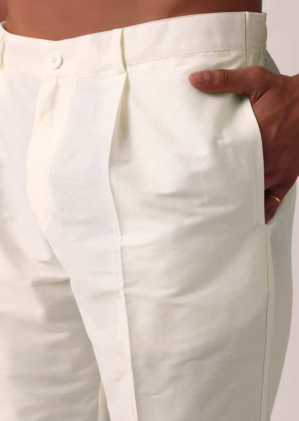 Elegant Grey Silk Kurta Set With All-Over Print