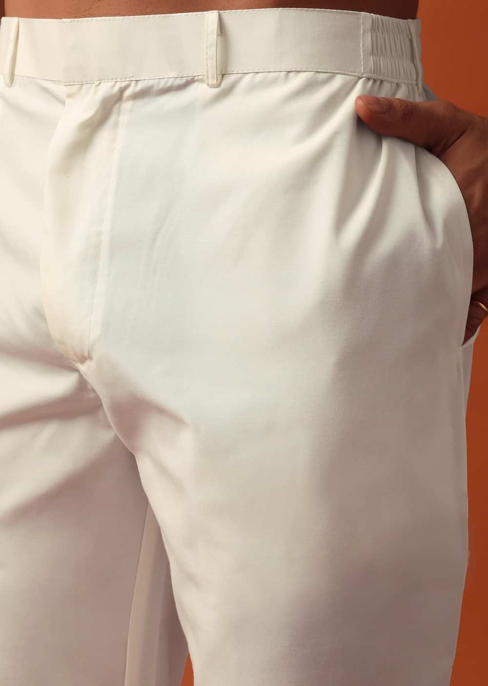 Exquisite White Silk Sherwani Set With Intricate Embroidery