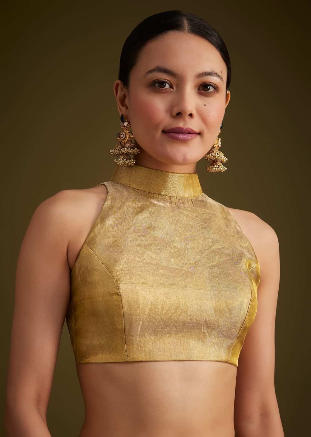 Gold Kanjivaram Silk Saree With Contrast Border And Pallu