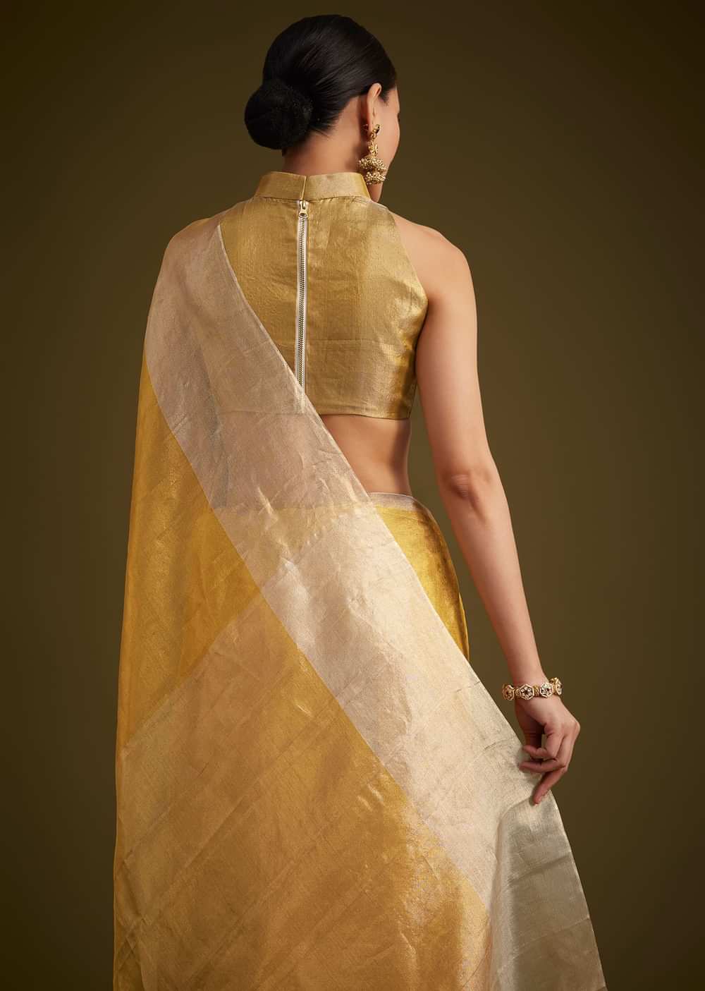 Gold Kanjivaram Silk Saree With Contrast Border And Pallu