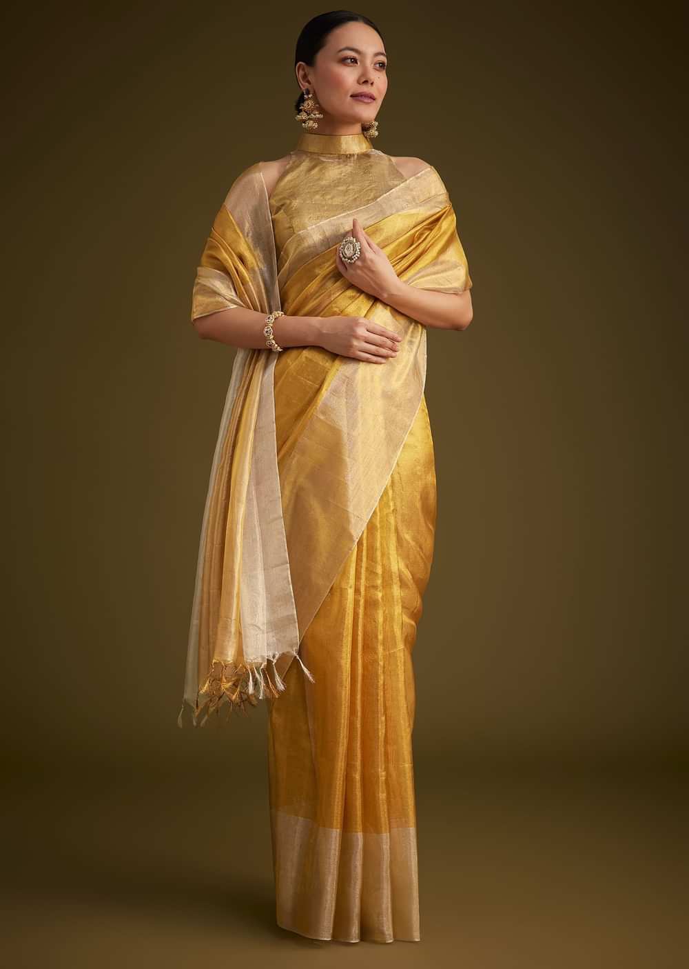 Gold Kanjivaram Silk Saree With Contrast Border And Pallu