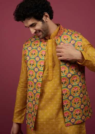 Amber Yellow Silk Patola Printed Bandi With Kurta Set