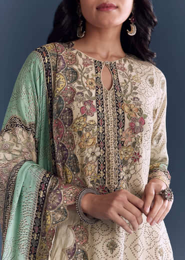 Green Beige Ombre Crepe Kurta Set With Floral Print