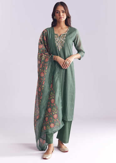 Green Chanderi Kurta Set With Stripe Print And Gota Work
