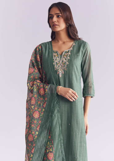 Green Chanderi Kurta Set With Stripe Print And Gota Work